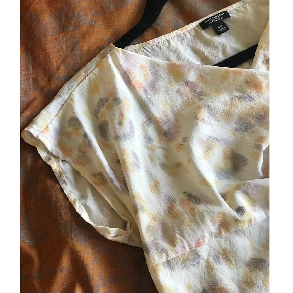 Ann Taylor silk blouse in blush pattern